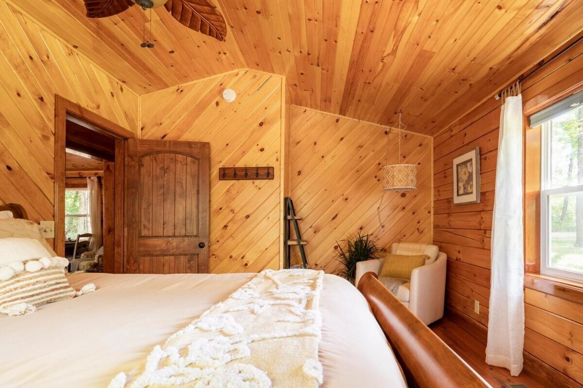 Secluded Wooded Cabin Near The Hocking Hills New Straitsville Kültér fotó
