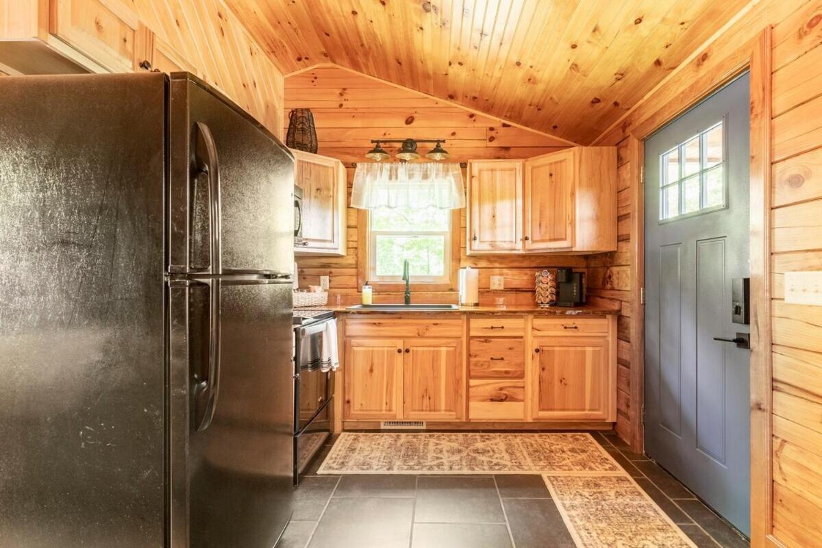Secluded Wooded Cabin Near The Hocking Hills New Straitsville Kültér fotó