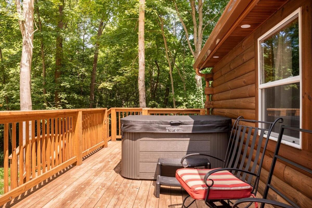 Secluded Wooded Cabin Near The Hocking Hills New Straitsville Kültér fotó